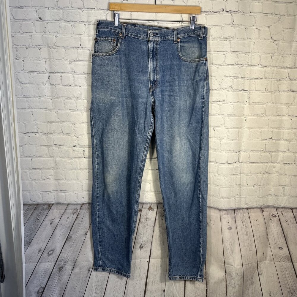 Vintage Levis 560 Jeans Men's 36x34 Blue Loose Fit Tapered Leg Denim Medium Wash
